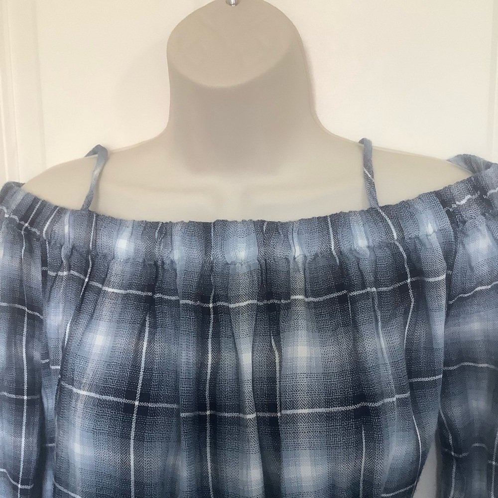 NWT Sans Souchi Womens Off The Shoulder Blue Plaid Long Sleeve Blouse Size M - Picture 2 of 8